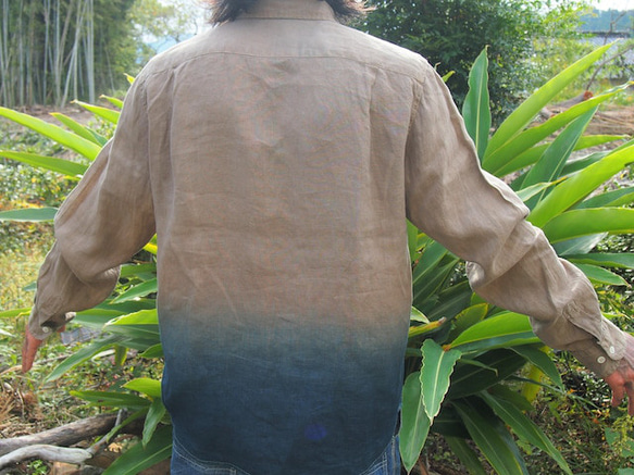 【mens】 藍染＋泥染（宍喰祇園染）　リネン長袖シャツ 3枚目の画像