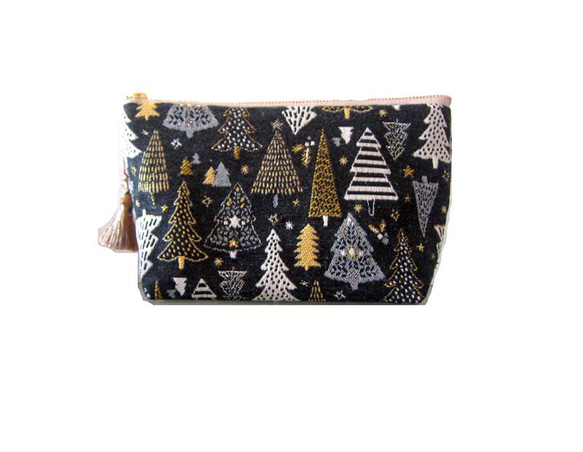 再再販クリスマス2025　フランス生地　黒　もみの木のマチ付きポーチ　Lサイズ　通帳入れ　コスメ入れ　デバイス入れ　 1枚目の画像