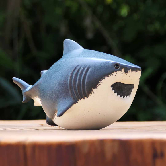 陶器製置物 ホホジロザメ置物 彫刻 セラミミック 通販 16660733｜Creema