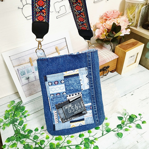 ロラライハリス♡SSライトブルーWデニム♡刺繍のサコッシュ♡ポシェット♡ m52053754958_1.jpg?1757221500