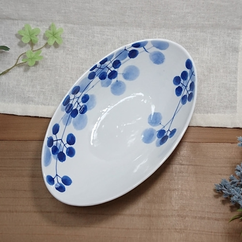 Amazon | 九谷焼 銀舟窯7.3号楕円鉢（カレー皿・パスタ皿）幾何