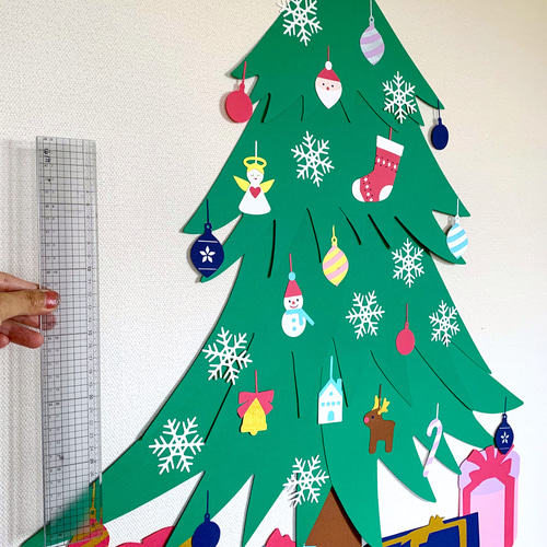 壁面装飾】大きなクリスマスツリー 雑貨・その他 party-crafts 通販