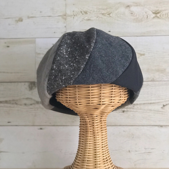 冬のベレー帽子・カーキグレーグラデーション 5枚目の画像