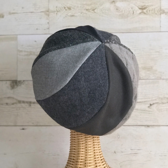 冬のベレー帽子・カーキグレーグラデーション 6枚目の画像