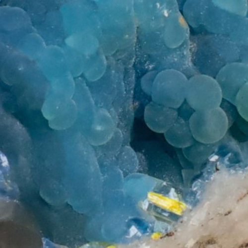 プルンボグマイト　鉛ゴム石　鉱物標本　原石鉱石　天然石　ストーン　バイカラー 和み感が高い青と形状 ☆希少色彩美☆彡 32g プラムボグマイト