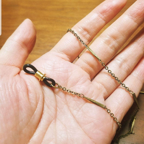 BANDOLIER ゴールド メガネチェーン 収納袋付き メガネチェーン 黒墨入りゴールド ネックレス 4way メンズ