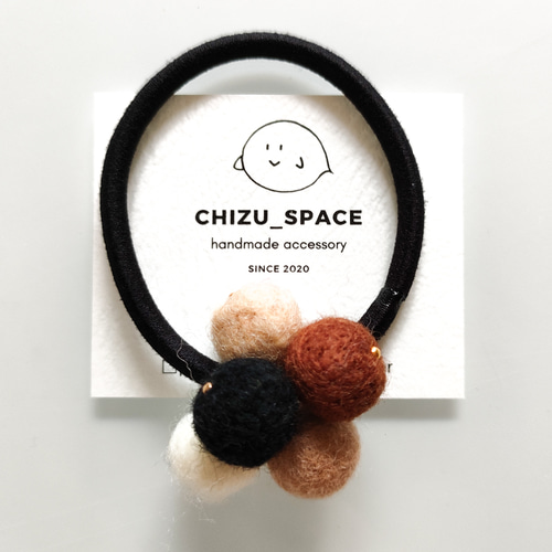 No.15》カラフルな羊毛フェルトのヘアゴム ヘアゴム chizu 通販 