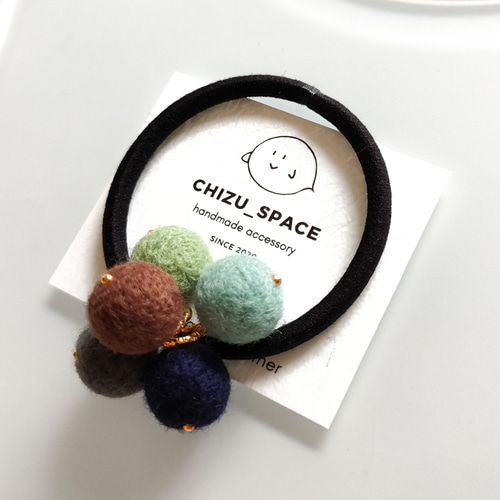 No.16》カラフルな羊毛フェルトのヘアゴム ヘアゴム chizu 通販