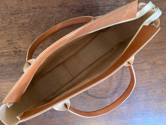 古董 Atelier 包皮革包手袋鞣製皮革棕色 第6張的照片