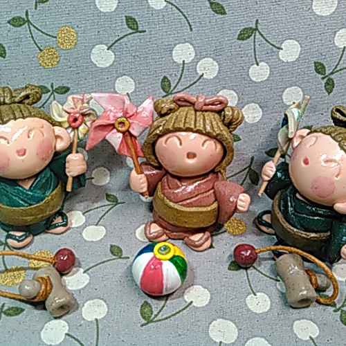 かわいい粘土人形 置物 粘土細工 ハンドメイド 童（わらべ）2個セット