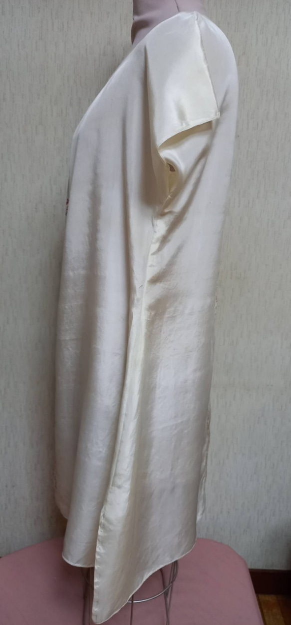 着物リメイク　シルク　インナー　着物裏地　部屋着　薄手　チュニック　絹 3枚目の画像