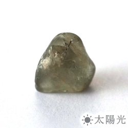 グリーンサファイア　原石　約8×7.6mm 　2.53ct 9枚目の画像