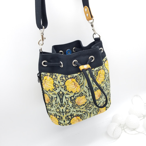 専用ページ【名入れ刺繍可】巾着ショルダーバッグ　ピローケース creareきき]ショルダーバッグ レディース 斜めがけ 軽量 小さめ