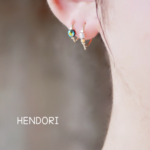 キャッチなし マットシルバーとマットブラックビーズ クリンプビーズ