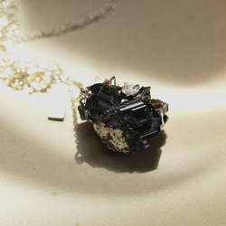 [033 Black Majic Collection] 一體化項鍊礦物寶石項鍊 第4張的照片
