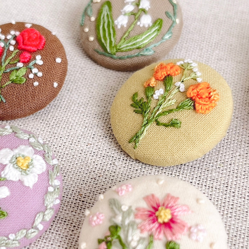 刺繍ブローチ -草花-【ヘアゴムに変更可】 ブローチ Ribbit