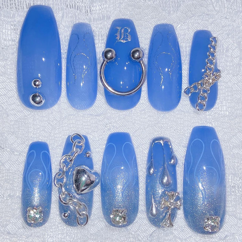 サイズオーダー】個性派ネイル ストリートネイル ピアスネイル クロム