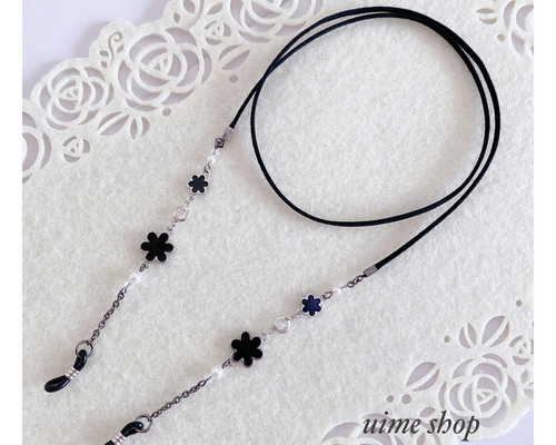 金属アレルギー対応】お花チャーム＆SWAROVSKIのメガネチェーン グラス