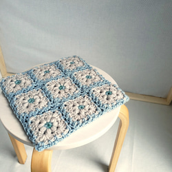 グラニースクエア角座 レトロ かぎ針編み ウール 冬支度 ＊パウダー