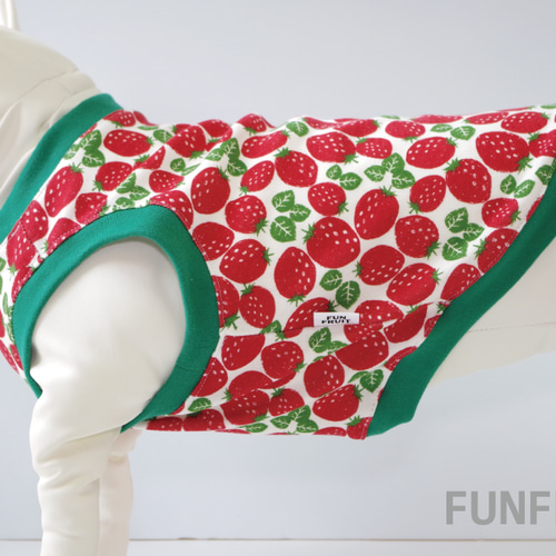 3L～9L】イチゴ柄Tシャツ（タンクトップ) 【中型犬・大型犬 用