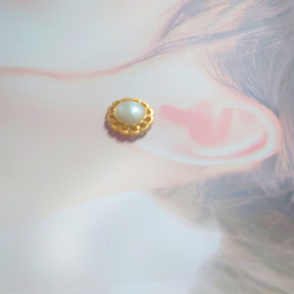 迷你連結花耳環⌇成人可愛，實惠，小號，1 件，金色配件 第9張的照片