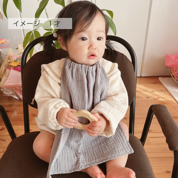 〔おしゃれで便利なおりこうエプロン 〕　　　　　　　　　　　おりこうエプロン　　韓国子供服　ガーゼエプロン 2枚目の画像