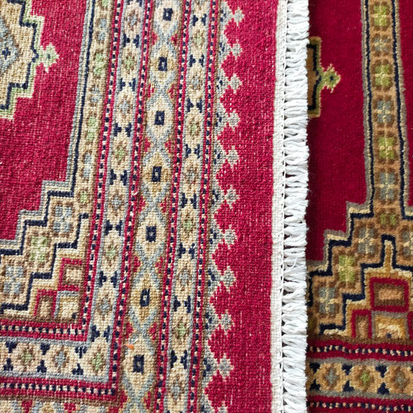 軽くて畳める手織りラグ パキスタン絨毯 玄関マット トライバルラグ 95x62cm 約60×90cm 手織り カーペット 9枚目の画像