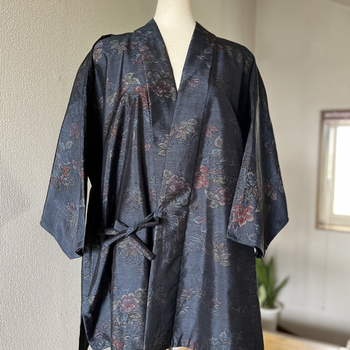 大島紬反物 本場大島紬 反物 着物*（大島紬 反物 手織り 藍染 雪輪 花紋