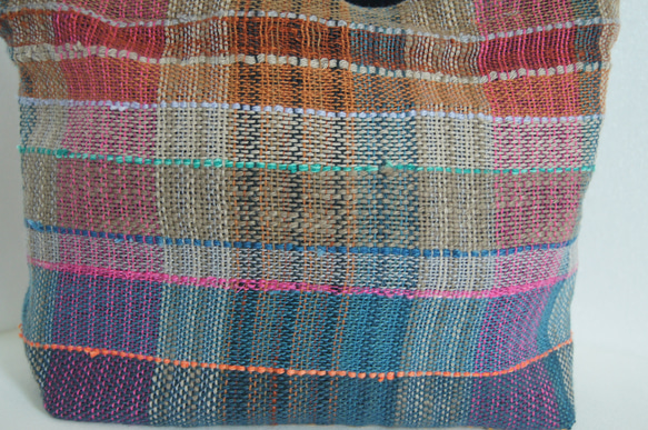 さをり織り　★手織りのミニトートバック★  さおり織り　ブルー　グレー　ピンク　一点物　ユニーク　個性的 3枚目の画像