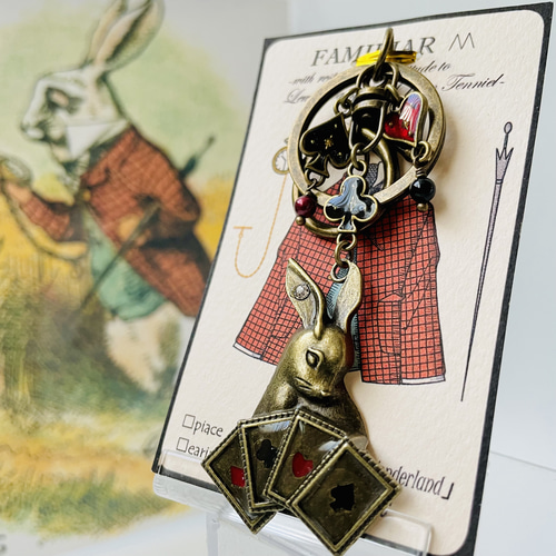 不思議の国のアリス」【白ウサギ(トランプ)】アンティークゴールド