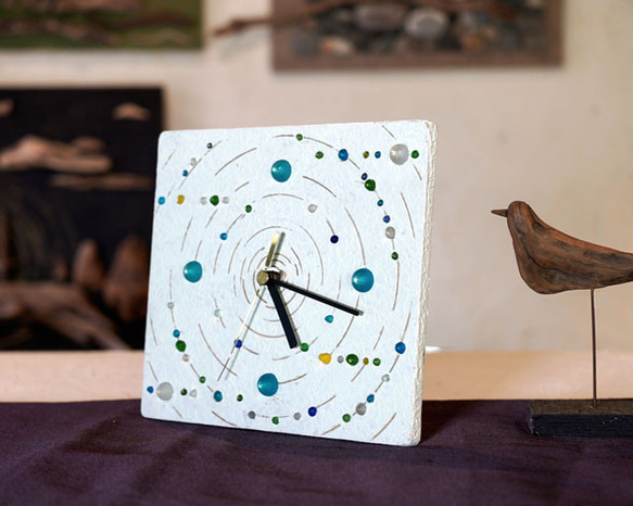為您的房間添加藝術時鐘！彈珠、桌鐘、掛鐘、玻璃珠、-18 第2張的照片