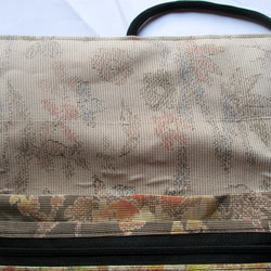 ７３９６　花柄の色大島紬の着物で作った和風財布・ポーチ#送料無料 7枚目の画像