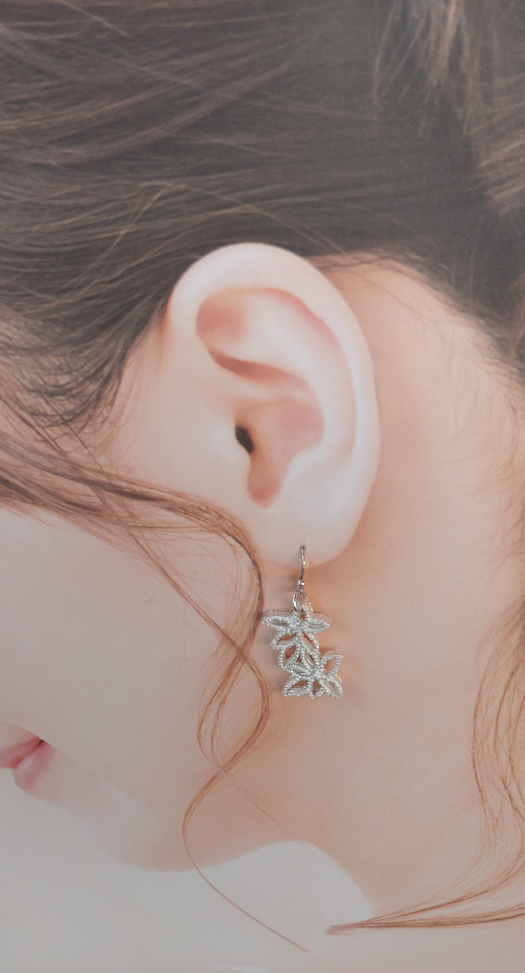 【STONEHENgE】シルバー素材 花の形のピアス K0732★日本未入荷 STONEHENgE】シルバー素材 花の形のピアス K0732☆日本未入荷
