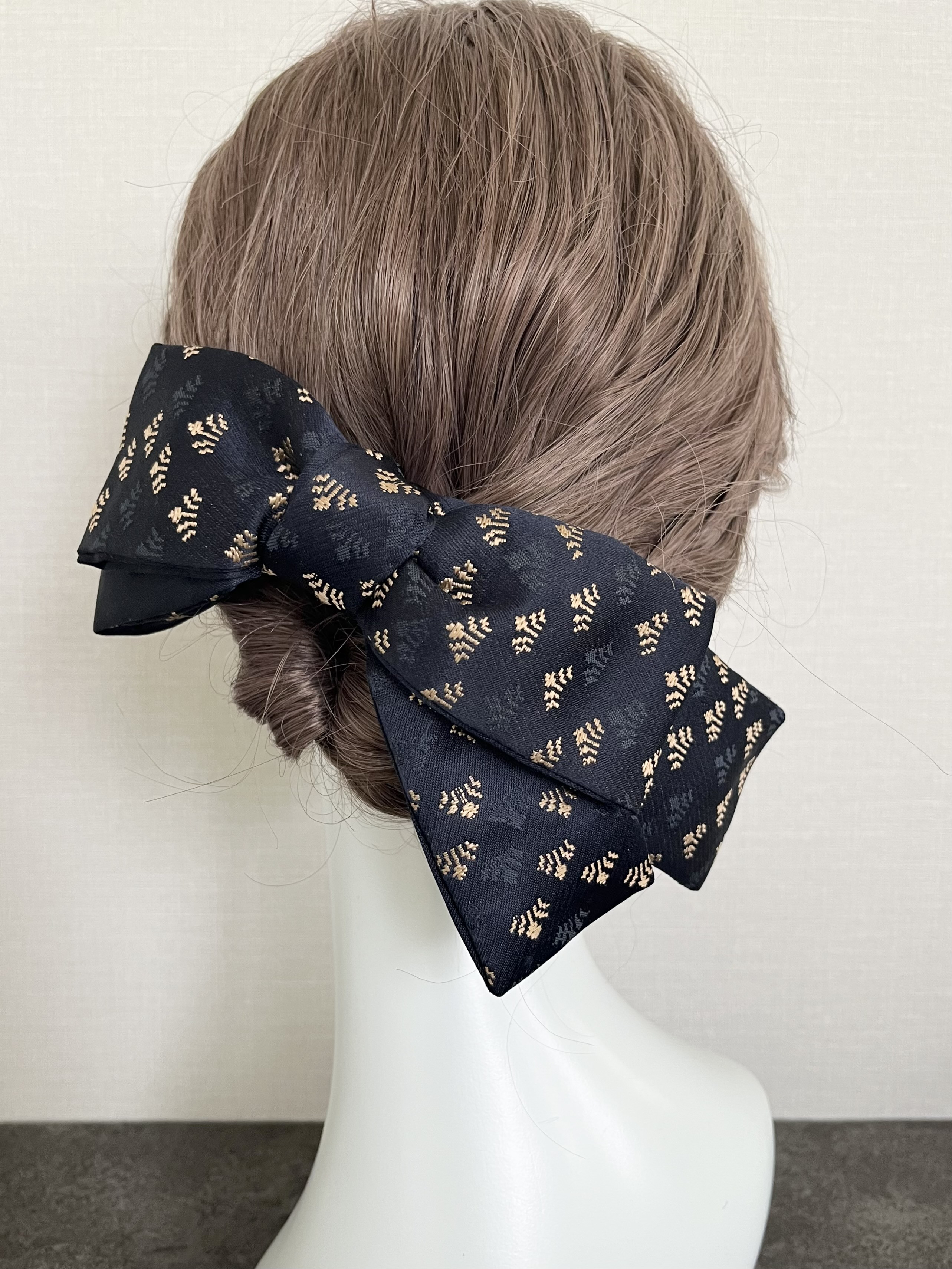 リボンの髪飾り　和装　成人式　卒業式