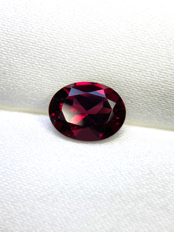 ロードライトガーネット【RHODOLITE GARNET】 2枚目の画像