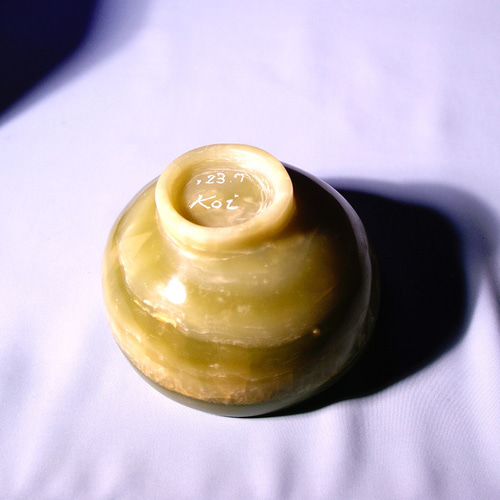 石の器 抹茶茶碗 『盛夏Ⅱ』 花器 自然石オニックスを使った彫刻作品