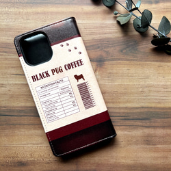 黒パグコーヒーの手帳型スマホケース メンズ コーヒー 犬 パグ スマホケース iphone14 iphone15 他 2枚目の画像