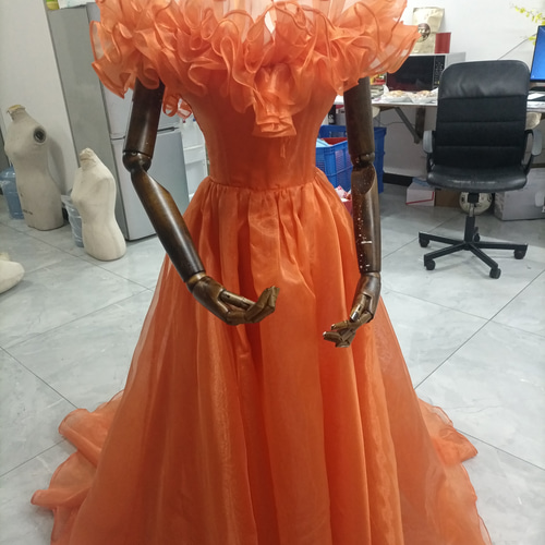上品！ パーティードレス オレンジ オフショル プリンセスライン  
