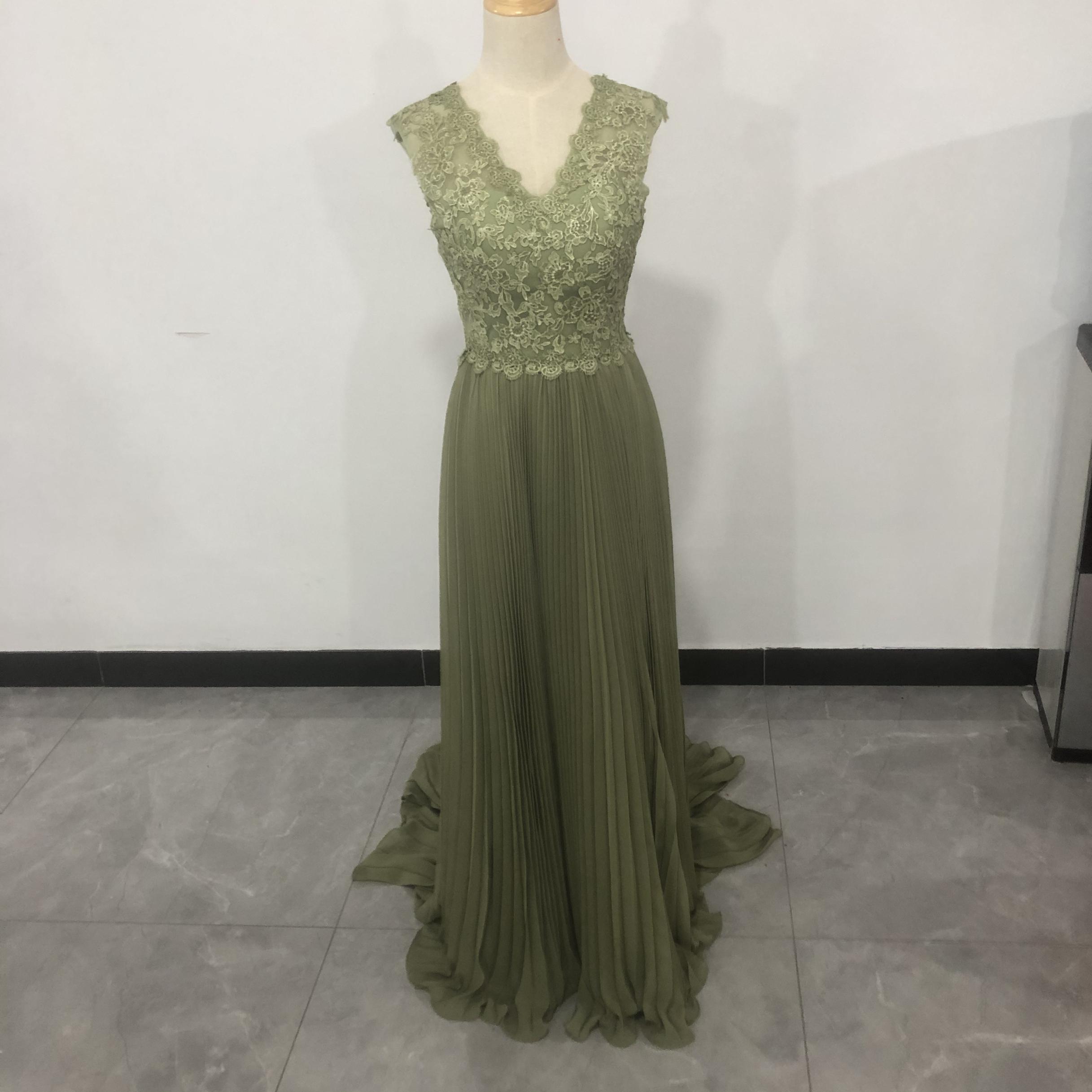 上品花レース パーティードレス グリーン オンショルダードレス レース ノースリ 花嫁/拳式