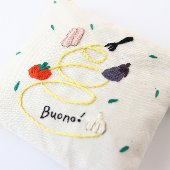 〈10㎝ファスナー〉Buono！パスタの刺繍ポーチ 3枚目の画像