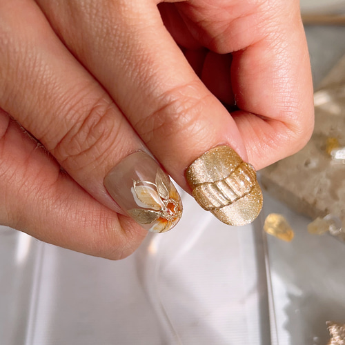 キラキラシャンパンゴールドマグネットネイル/フラワー/リングネイル