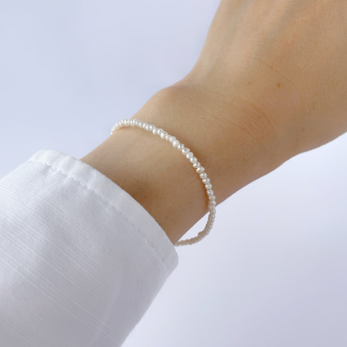 ベビーパール とても小さな 淡水パール ブレスレット ゴールド