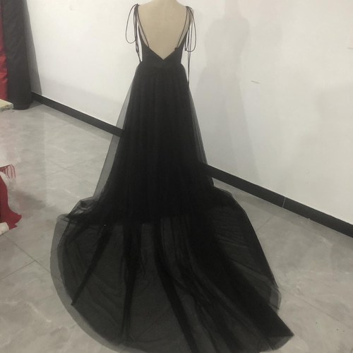 高品質！黒 キャミソール パーティードレス ソフトチュール 短トレーン  