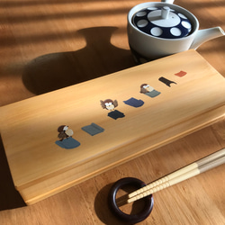 ちょっと大きめの箸箱(瓦の雀)　ヒノキのカトラリーケース　蓋付きの箸入れ　　食卓に置ける　小物入れ 1枚目の画像