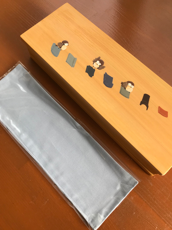 ちょっと大きめの箸箱(瓦の雀)　ヒノキのカトラリーケース　蓋付きの箸入れ　　食卓に置ける　小物入れ 8枚目の画像