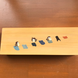 ちょっと大きめの箸箱(瓦の雀)　ヒノキのカトラリーケース　蓋付きの箸入れ　　食卓に置ける　小物入れ 2枚目の画像
