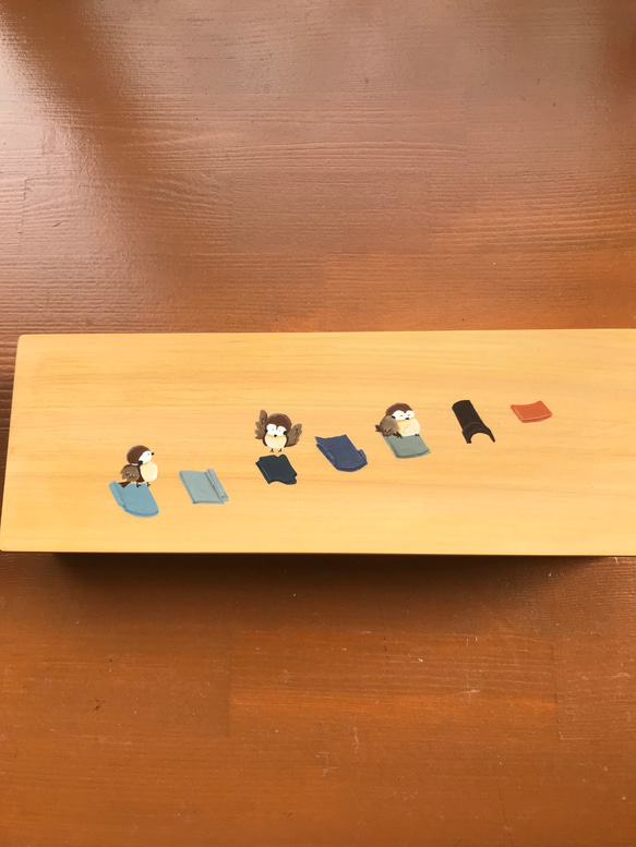 ちょっと大きめの箸箱(瓦の雀)　ヒノキのカトラリーケース　蓋付きの箸入れ　　食卓に置ける　小物入れ 2枚目の画像