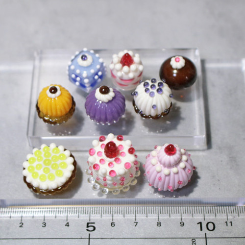 ガラスのミニチュアケーキ 小さなガラスの置き飾り その他