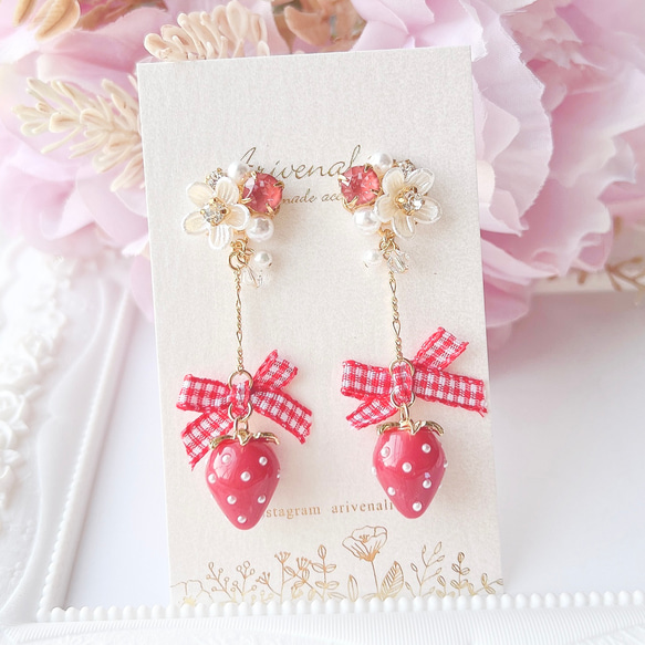 ribbon×pink flowerのフェミニンなピアス(イヤリングなど変更可)