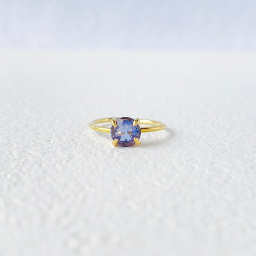 紫から青へ ─ カラーチェンジフローライトの天然石リング6mm 18KGP